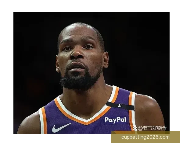 美媒爆料杜兰特不满申京场上指点操作直言对方思维令人难以理解