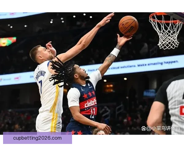 桑托斯近三场场均接近25分准星超六成 科尔盛赞弟子进步显著